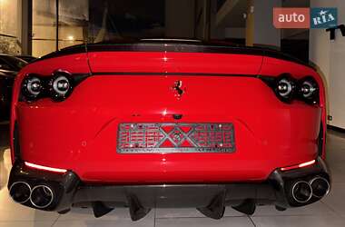 Купе Ferrari 812 Superfast 2020 в 