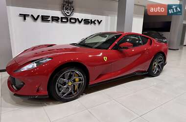 Купе Ferrari 812 Superfast 2020 в 