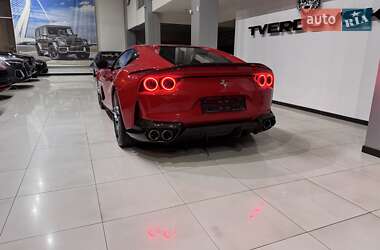 Купе Ferrari 812 Superfast 2020 в 