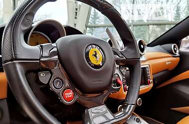 Кабриолет Ferrari California 2015 в 
