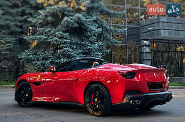 Кабриолет Ferrari Portofino 2018 в 