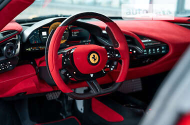 Купе Ferrari SF90 2022 в Киеве