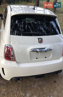 Хэтчбек Fiat-Abarth 500 2014 в 