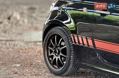 Хэтчбек Fiat-Abarth 500 2012 в 