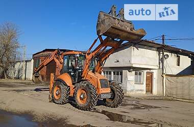 Екскаватор навантажувач Fiat-Hitachi FB 2000 в 