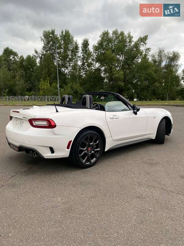 Кабриолет Fiat 124 2017 в Киеве фото 8 Кабриолет Fiat 124 2017 в Киеве