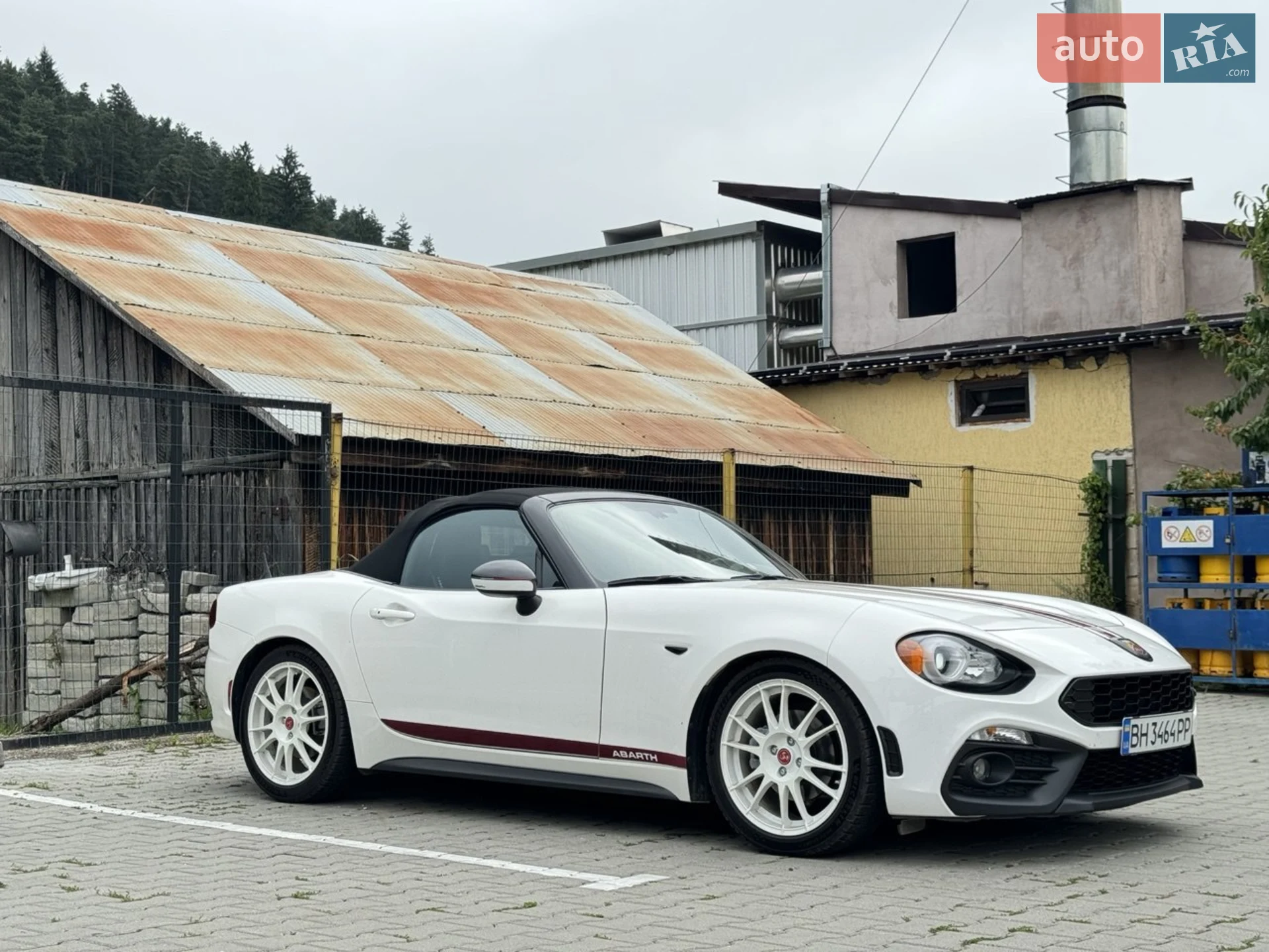 2016 Fiat 124 Spider - мініатюра 2