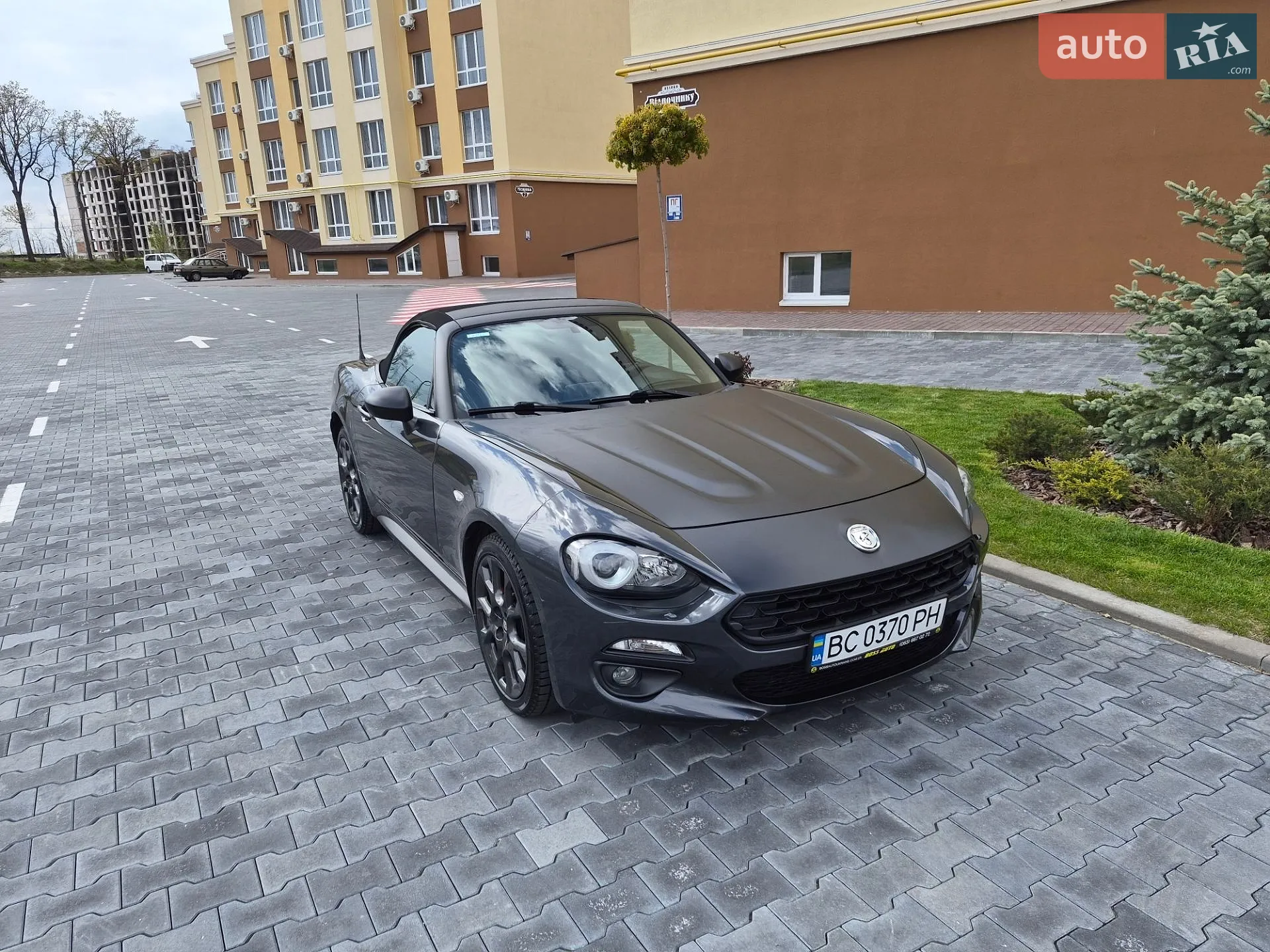 2016 Fiat 124 Spider - мініатюра 5