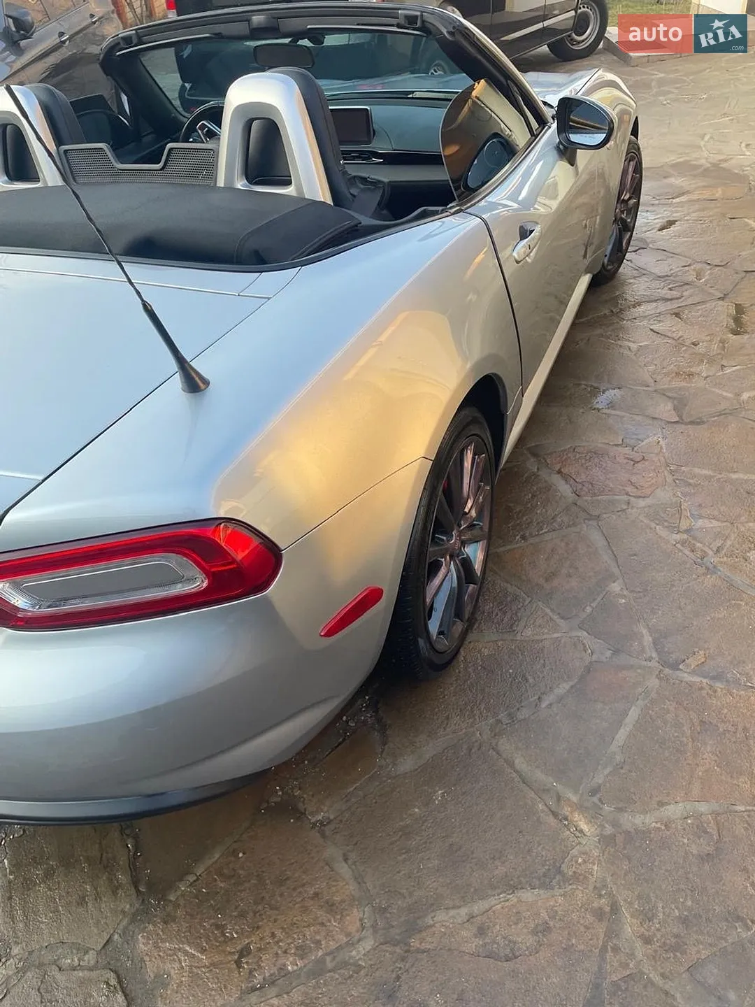 2018 Fiat 124 Spider - мініатюра 8