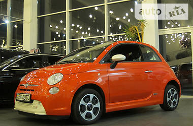 Хэтчбек Fiat 500 2013 в 