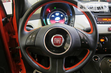 Хэтчбек Fiat 500 2013 в 