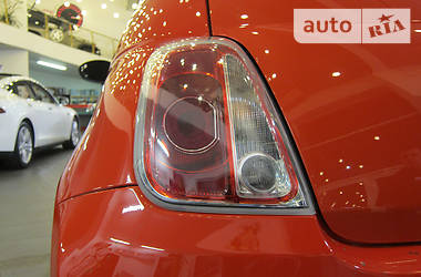 Хэтчбек Fiat 500 2013 в 