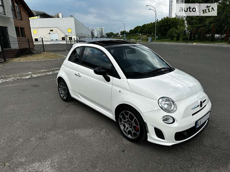 Хэтчбек Fiat 500 2012 в Киеве