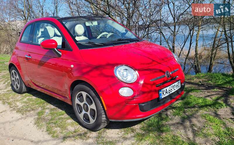Кабриолет Fiat 500 2011 в 