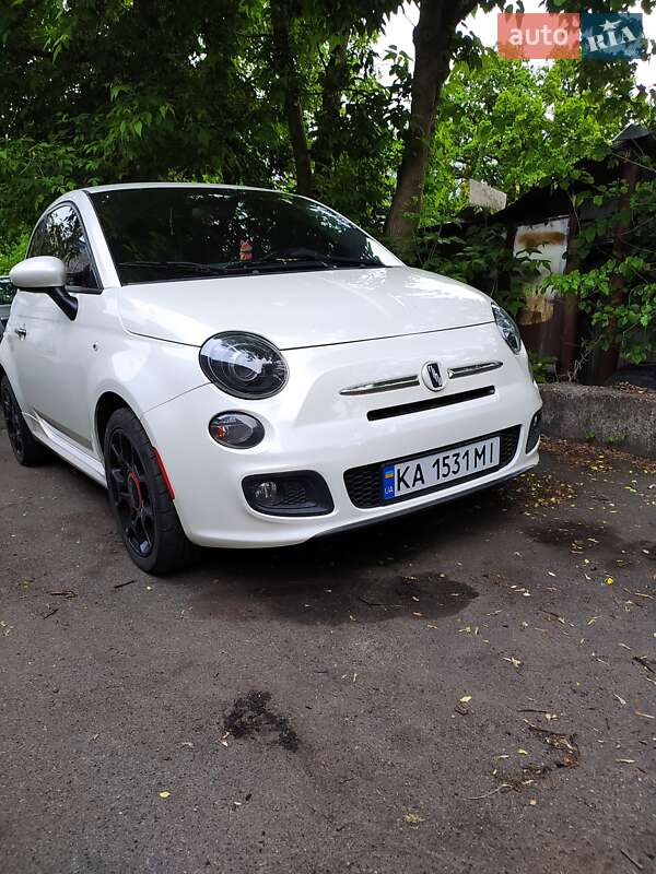 Хетчбек Fiat 500 2015 в Києві