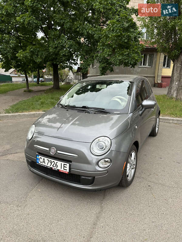 Хэтчбек Fiat 500 2012 в 
