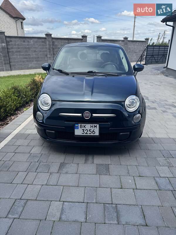 Хэтчбек Fiat 500 2014 в Дубно