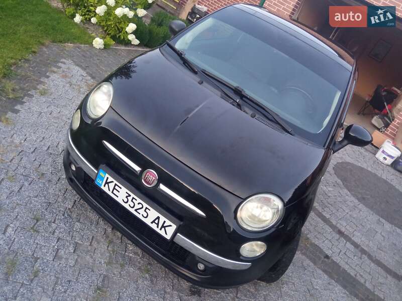 Хэтчбек Fiat 500 2011 в Каменском