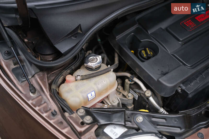 Хэтчбек Fiat 500 2015 в Львове