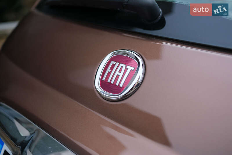 Хэтчбек Fiat 500 2015 в Львове