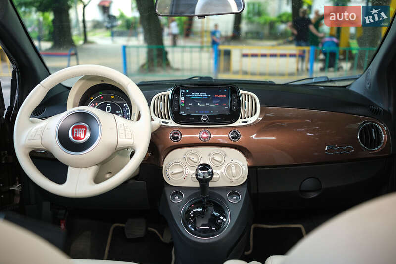 Хэтчбек Fiat 500 2015 в Львове