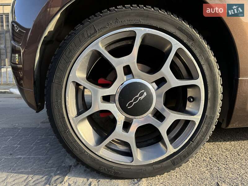 Хэтчбек Fiat 500 2015 в Львове