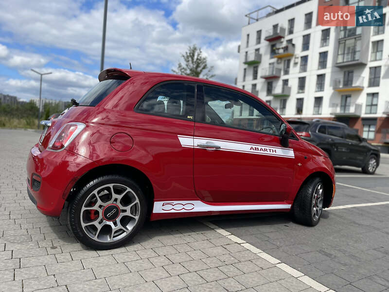 Хэтчбек Fiat 500 2015 в Львове