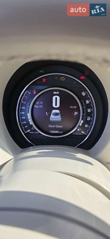 Хэтчбек Fiat 500 2017 в Николаеве