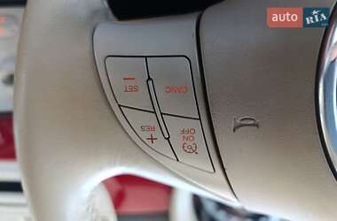 Хэтчбек Fiat 500 2011 в 