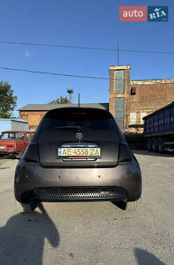 Хэтчбек Fiat 500 2015 в 