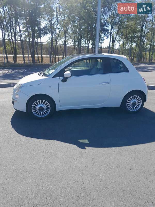 Хетчбек Fiat 500 2009 в Новомосковську