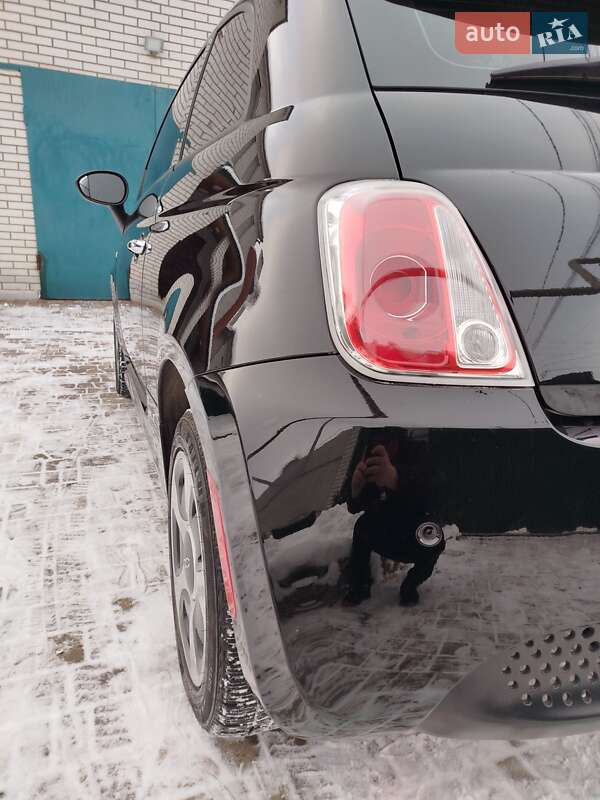 Хэтчбек Fiat 500 2014 в Запорожье