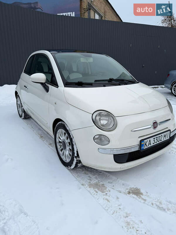 Хэтчбек Fiat 500 2014 в Киеве