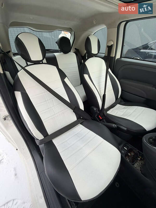 Хэтчбек Fiat 500 2014 в Киеве