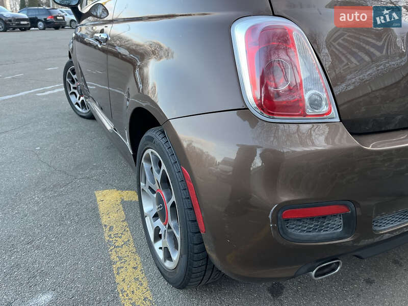 Хетчбек Fiat 500 2012 в Києві