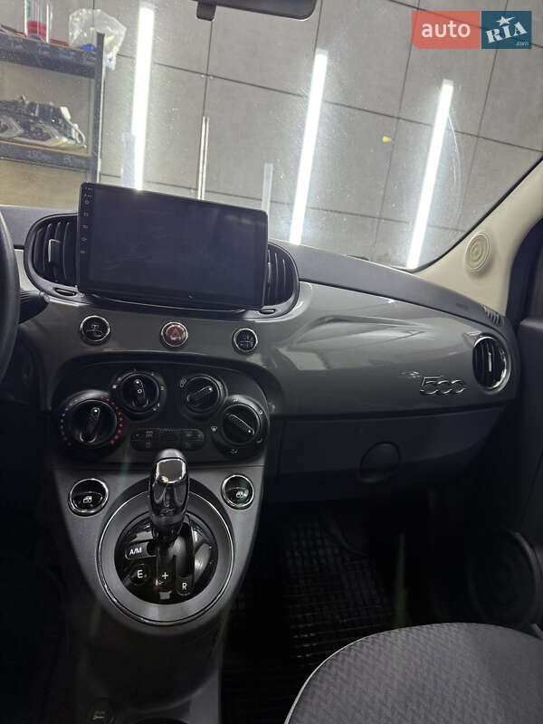 Хэтчбек Fiat 500 2017 в Киеве