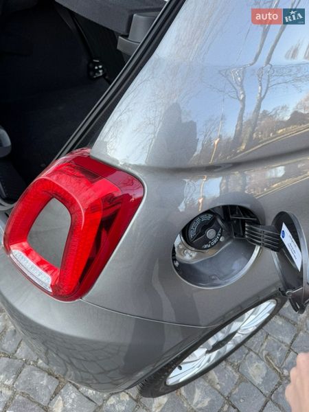 Хэтчбек Fiat 500 2022 в Ужгороде
