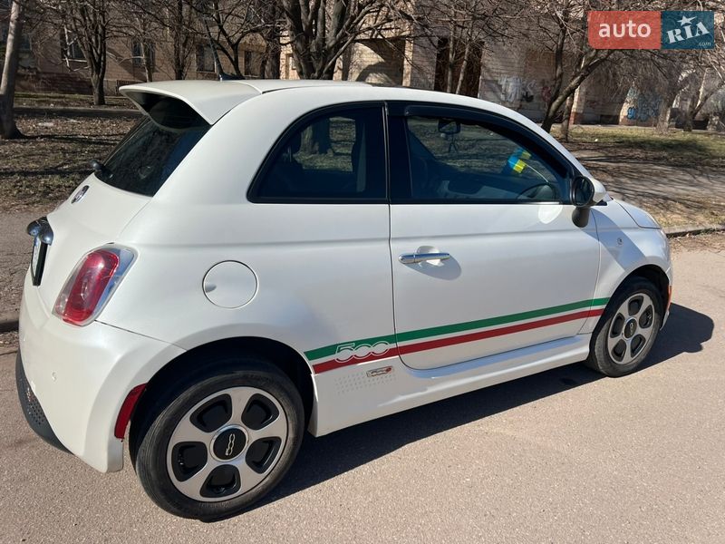 Хетчбек Fiat 500 2015 в Кривому Розі