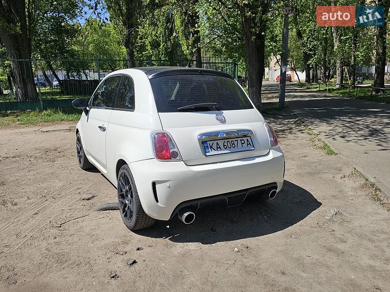 Хэтчбек Fiat 500 2012 в Киеве