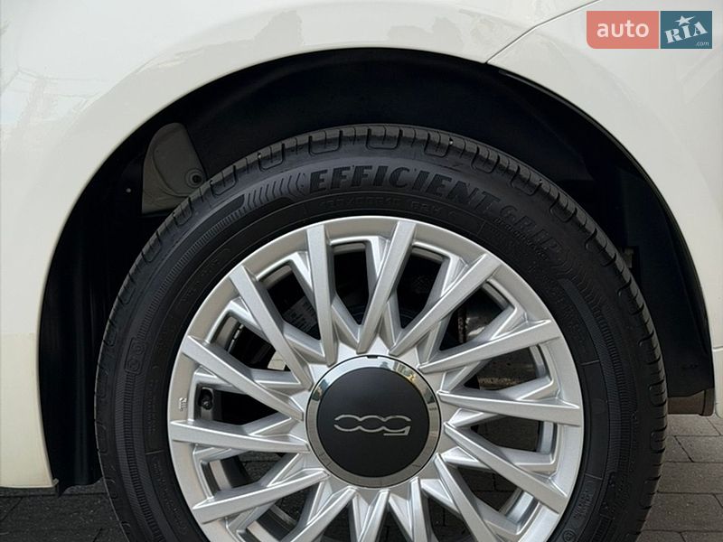 Хэтчбек Fiat 500 2022 в Ужгороде