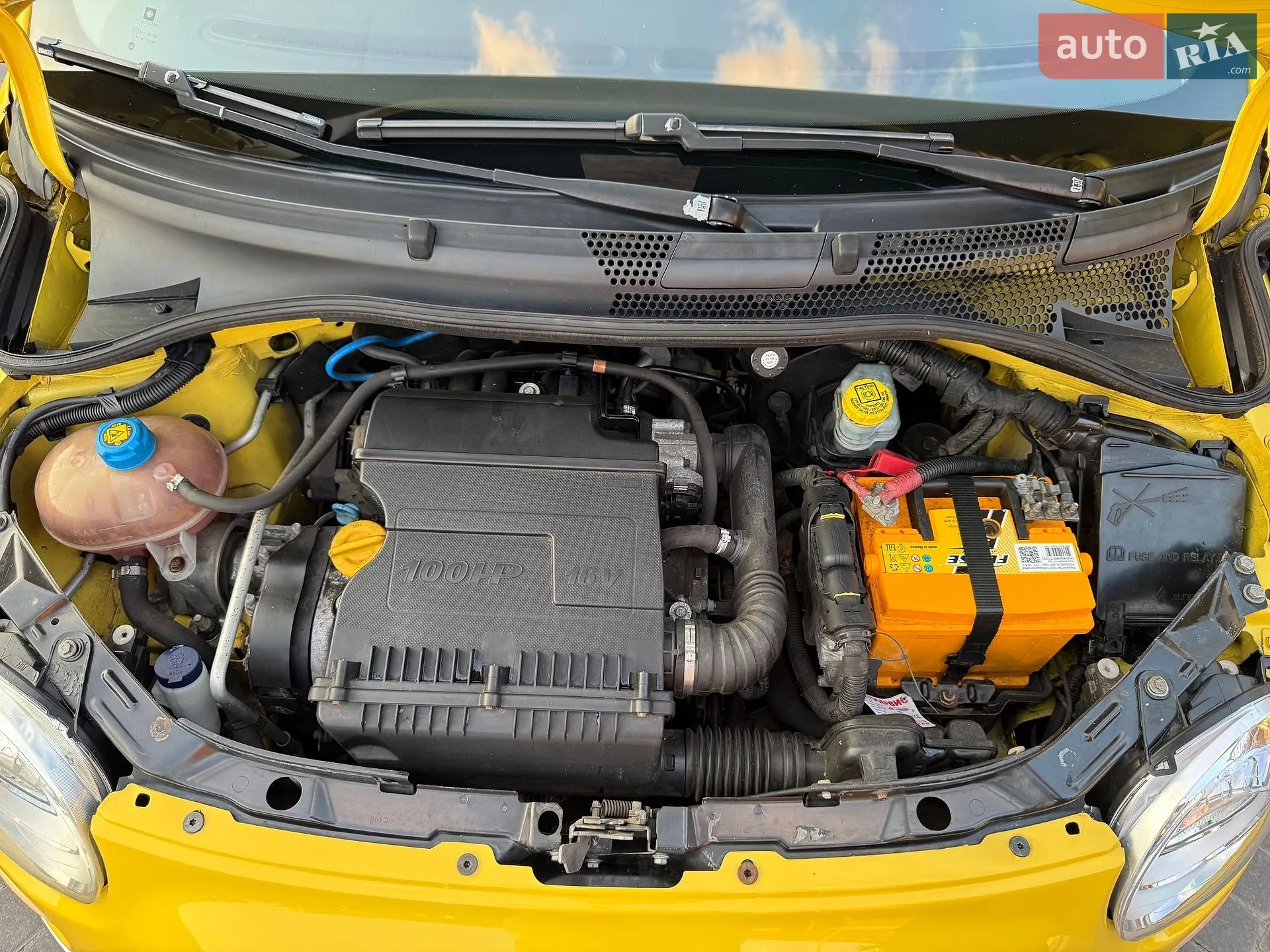 Fiat 500 2012 VIN ZFA31200000846754 фото оголошення 26 з 36
