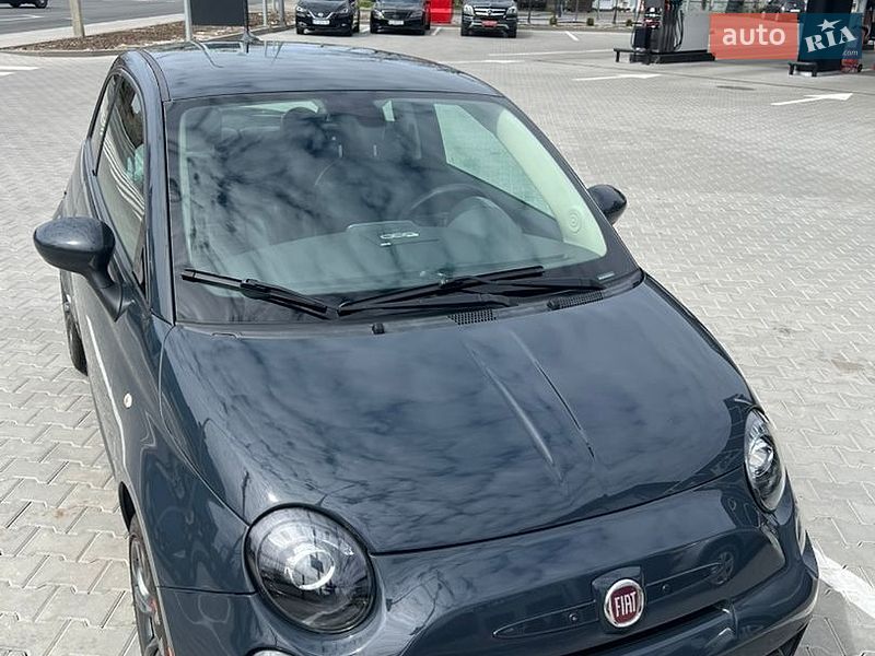 Хэтчбек Fiat 500 2018 в Львове