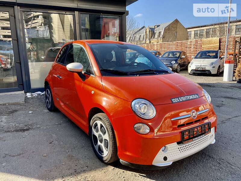 Хетчбек Fiat 500e 2015 в Києві