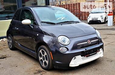 Хэтчбек Fiat 500e 2016 в 