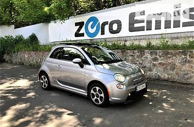 Купе Fiat 500e 2016 в Киеве