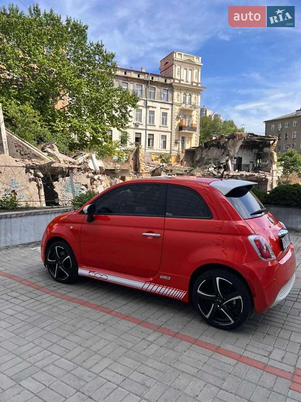 Fiat 500e 2015
