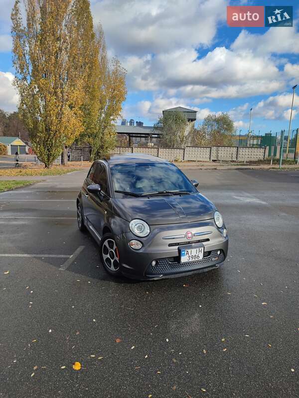 Хетчбек Fiat 500e 2015 в Києві