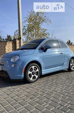 Хэтчбек Fiat 500e 2015 в 