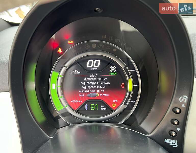 Хэтчбек Fiat 500e 2017 в Киеве