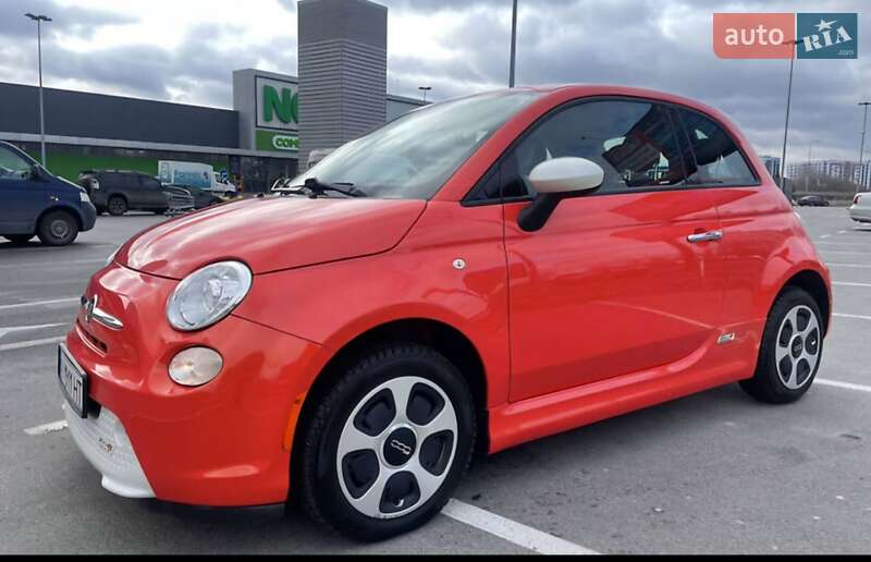 Хэтчбек Fiat 500e 2015 в Киеве